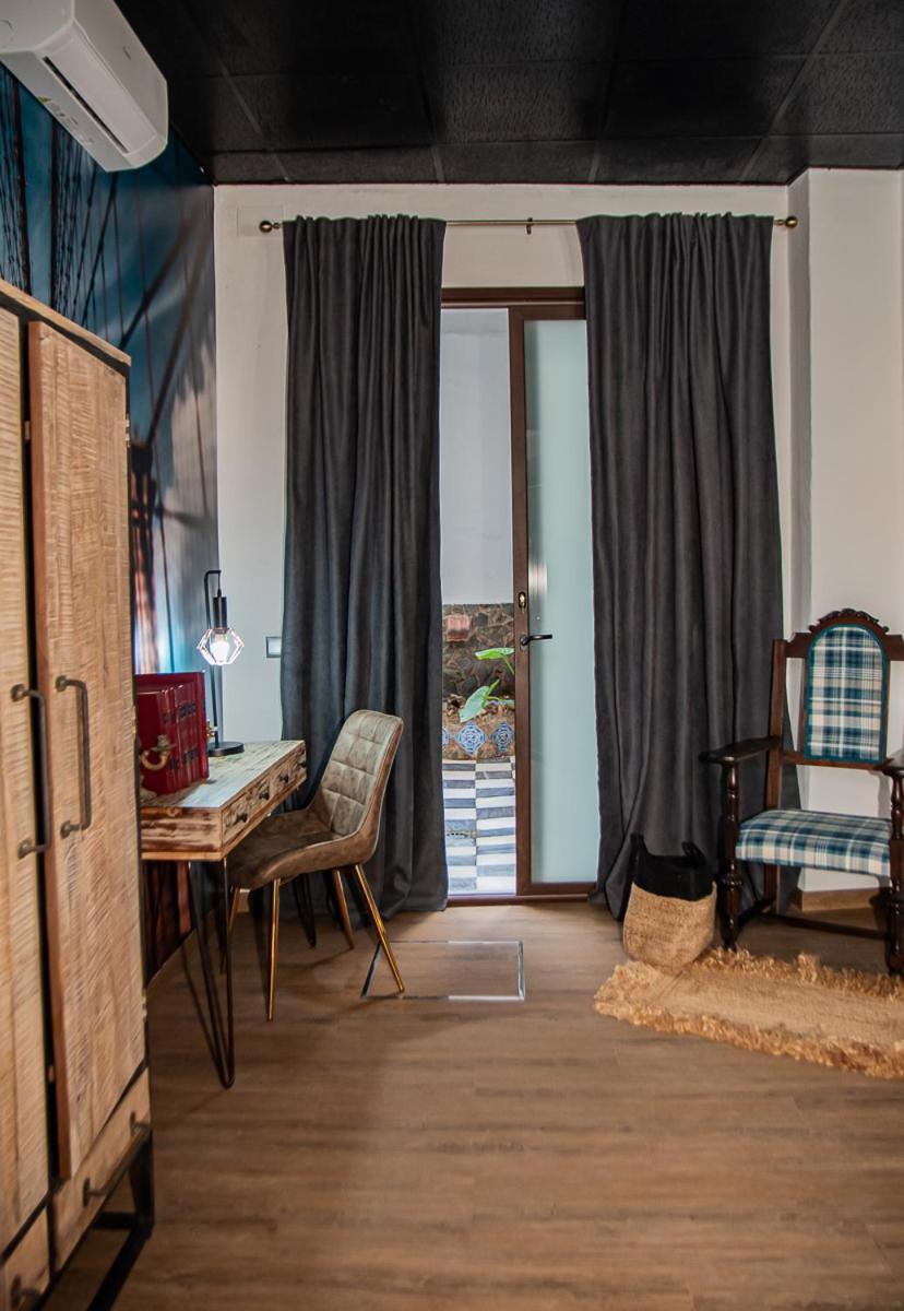 Casa Senorial Piedrachica Hotel Sevilla Bagian luar foto